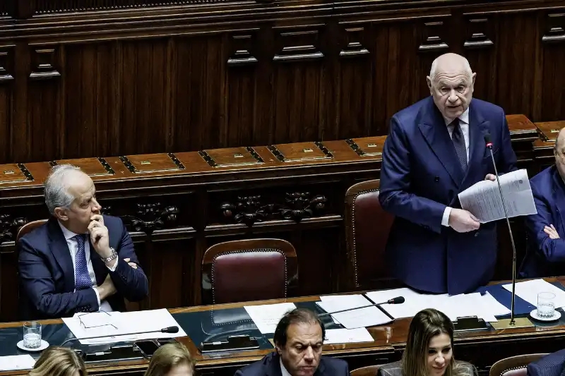 Potrebbe emergere la necessità di un approfondimento urgente». È domenica 19 gennaio